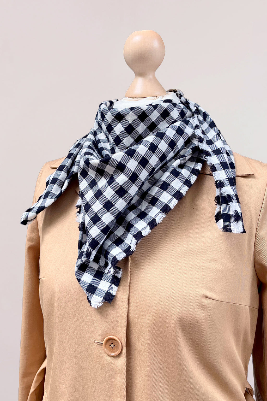 Halstuch aus recycelter Baumwolle