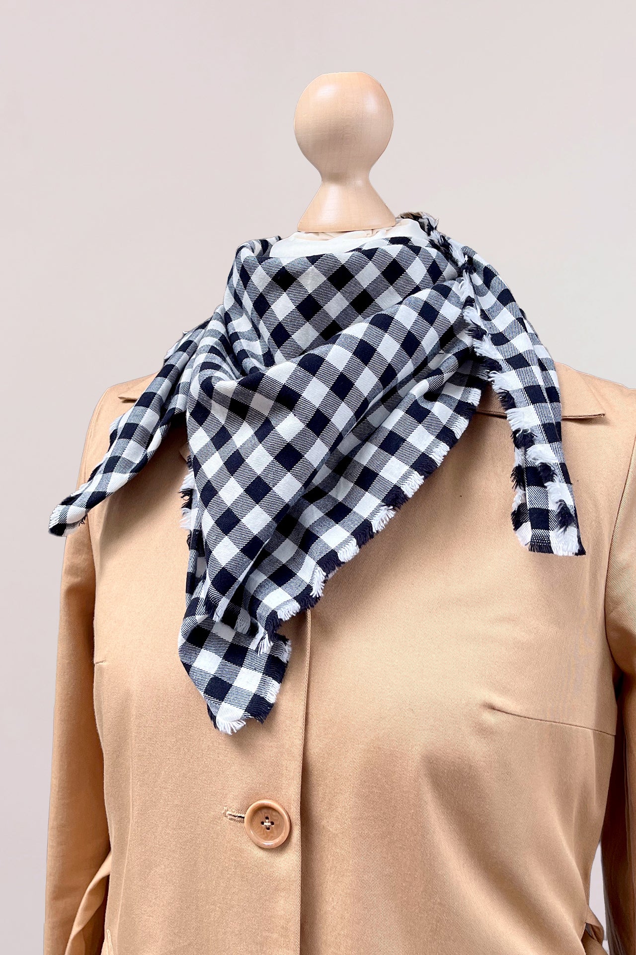 Halstuch aus recycelter Baumwolle