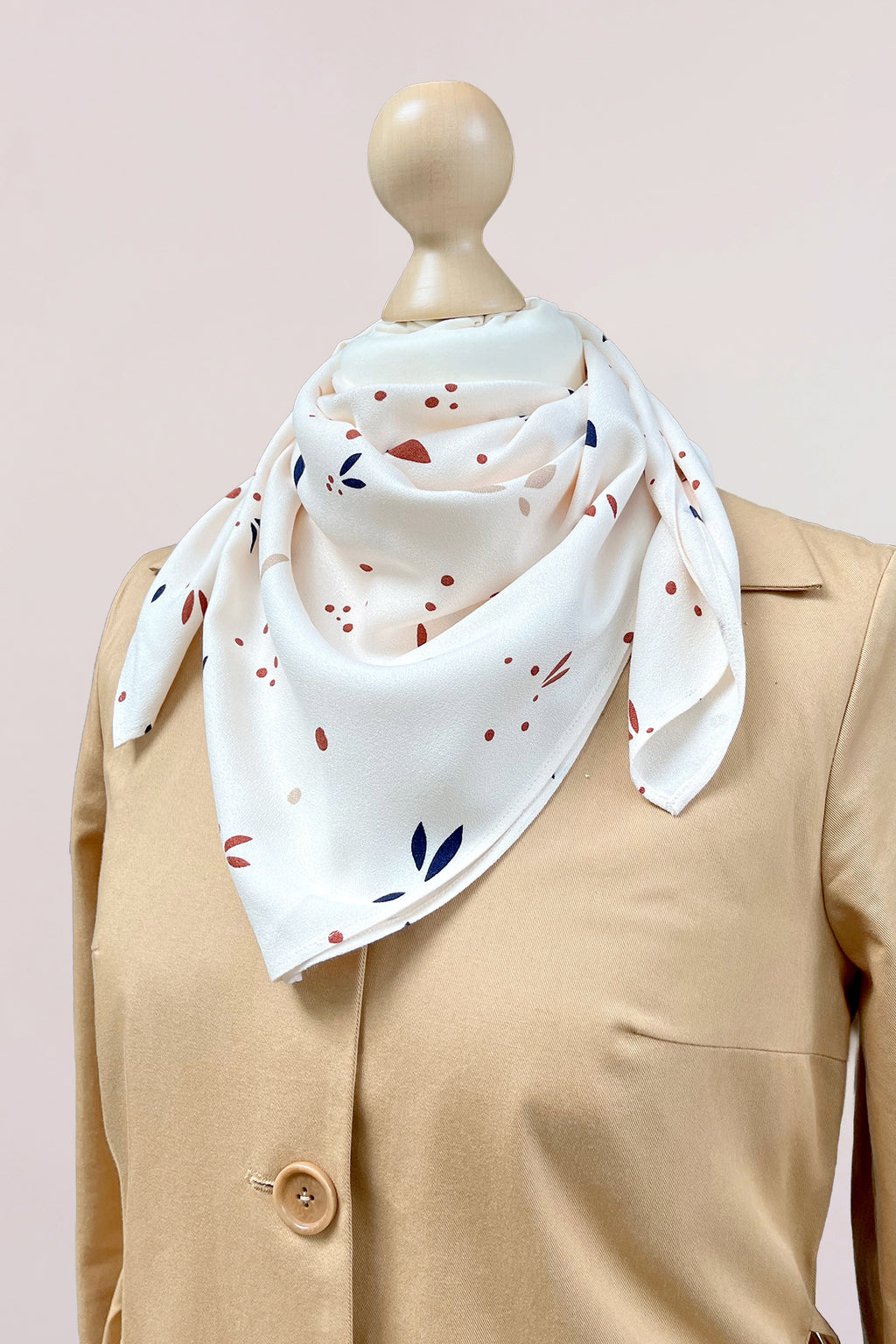 Neckerchief made of ECOVERO viscose