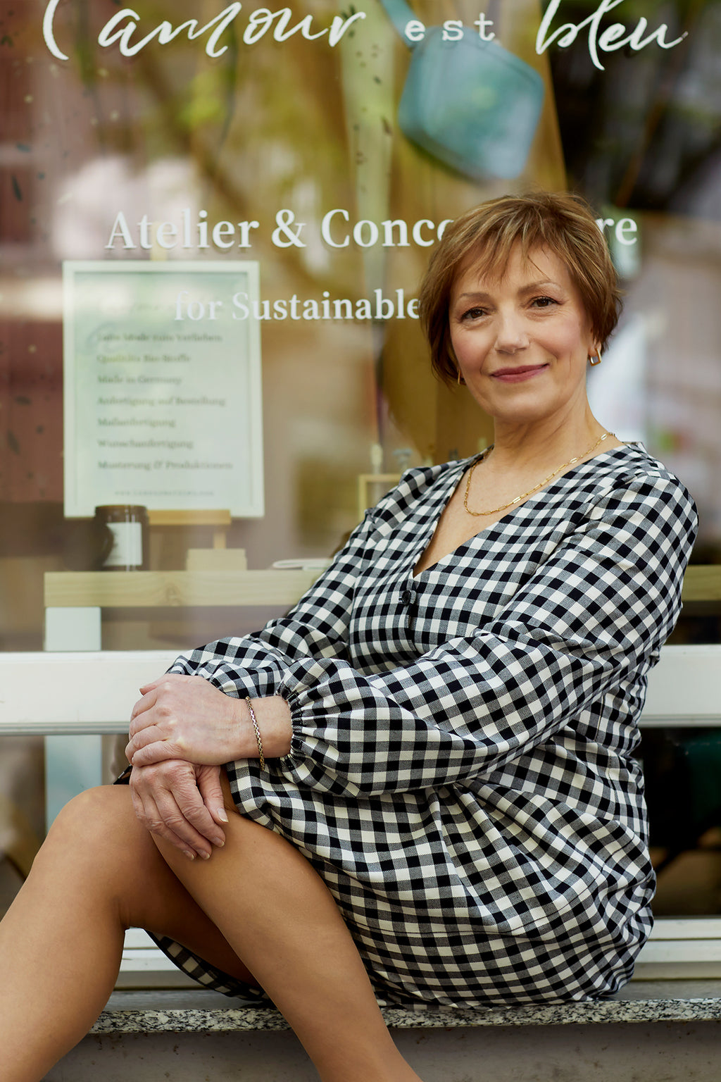 l_amour-est-bleu-checked-dress