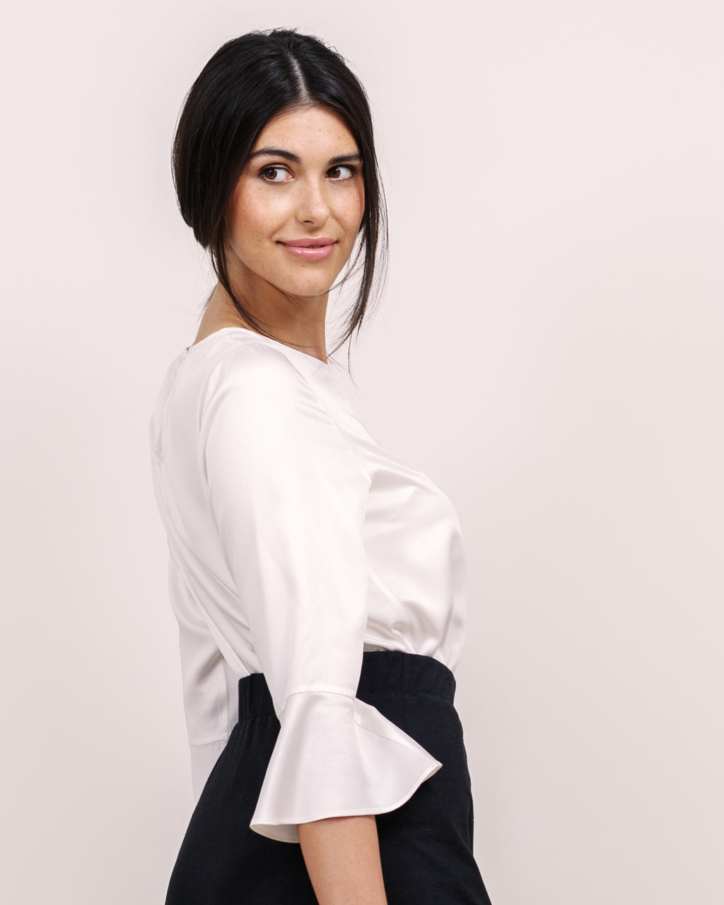 Blouse model Viola