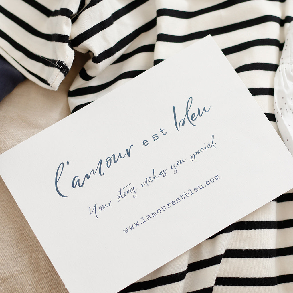 l'amour est bleu Versandkarton