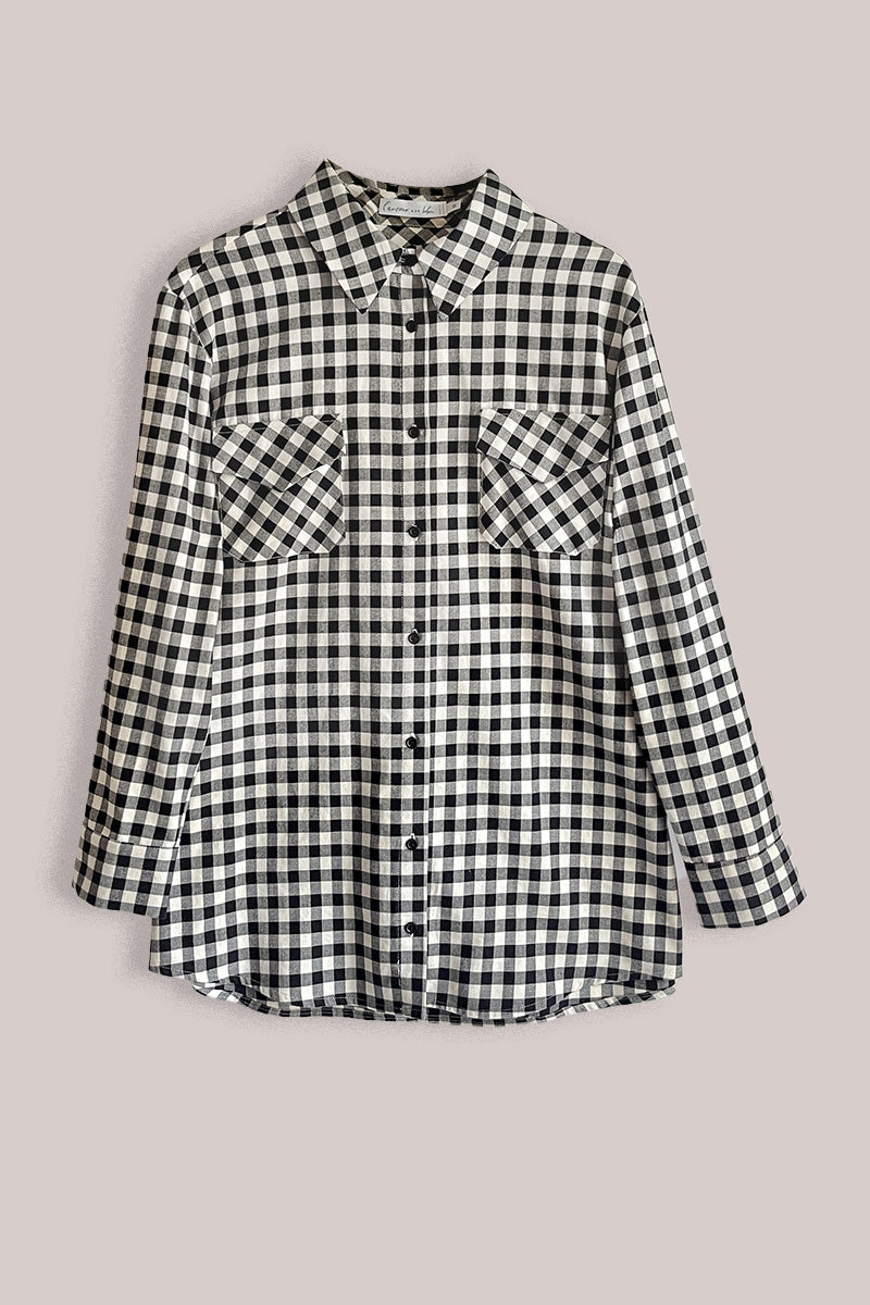 Ladies shirt model Ellen