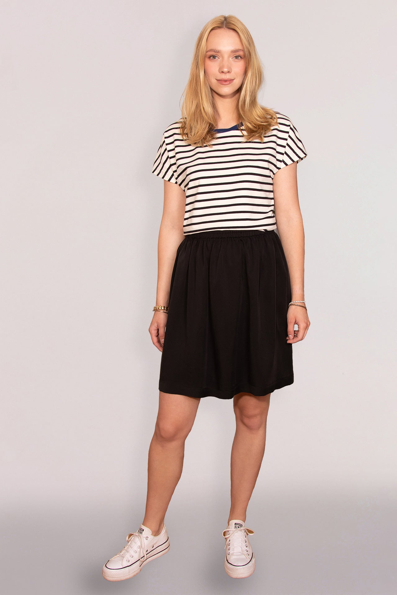 lamour-est-bleu-mini-skirt-black