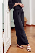 l'amour est bleu weite Bundfaltenhose black